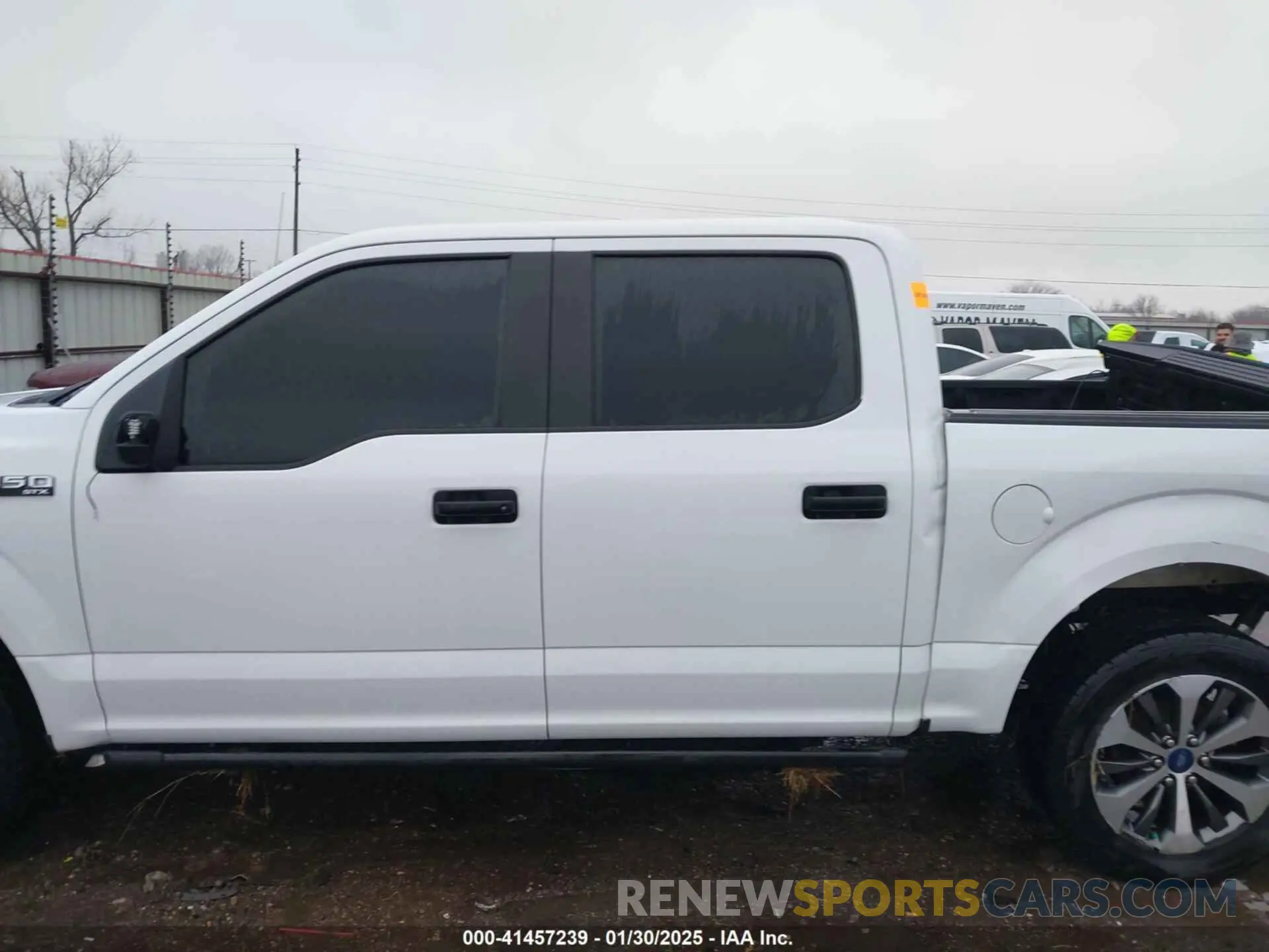 14 fotografías del automóvil dañado 1FTEW1C52KKD70455 FORD F-150 2019