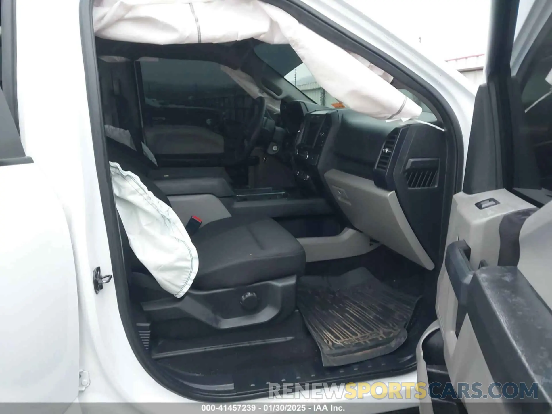 5 fotografías del automóvil dañado 1FTEW1C52KKD70455 FORD F-150 2019