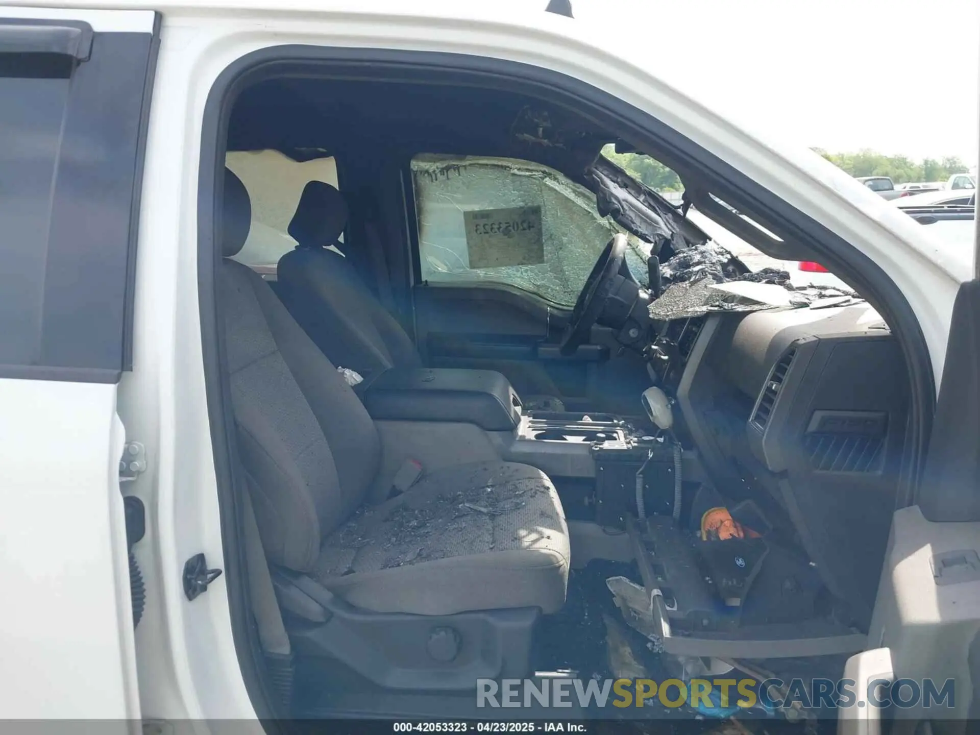 5 fotografías del automóvil dañado 1FTEW1C53KFC88713 FORD F-150 2019