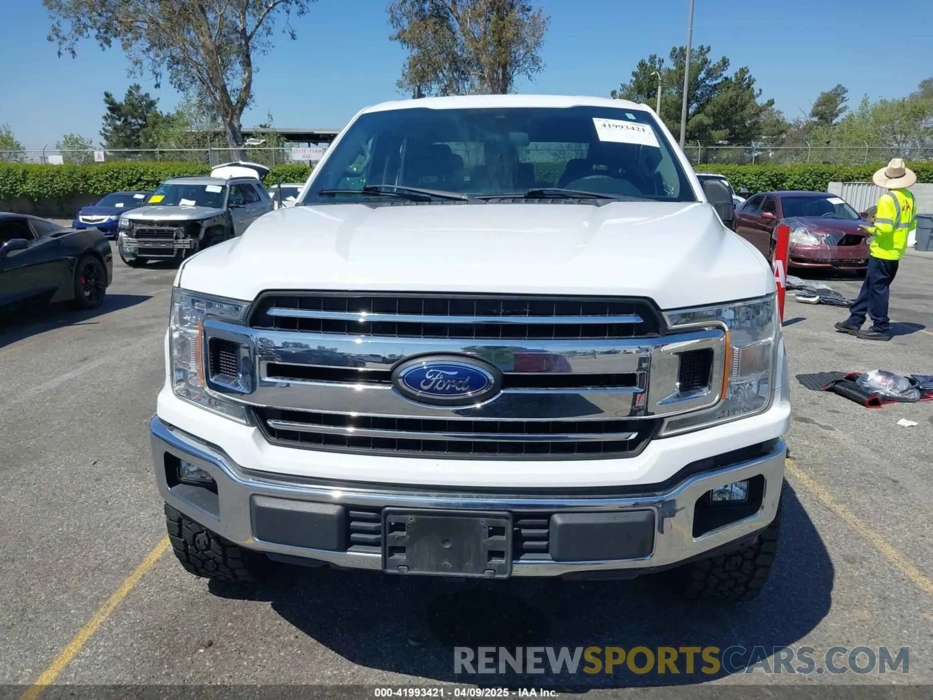 12 fotografías del automóvil dañado 1FTEW1C53KKC40961 FORD F-150 2019