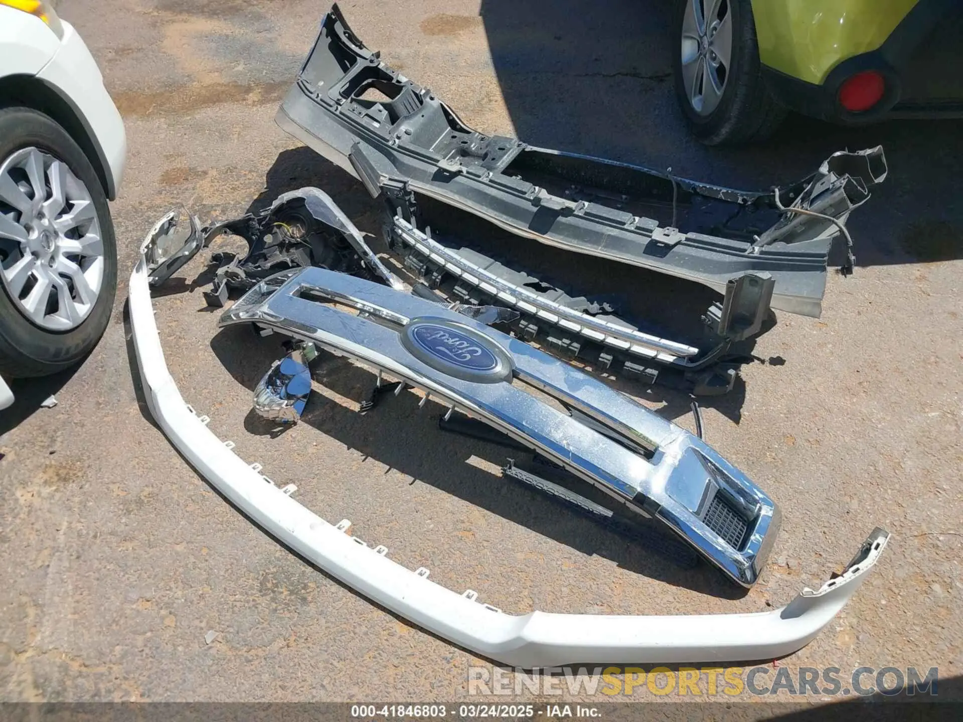 12 fotografías del automóvil dañado 1FTEW1C53KKC67450 FORD F-150 2019