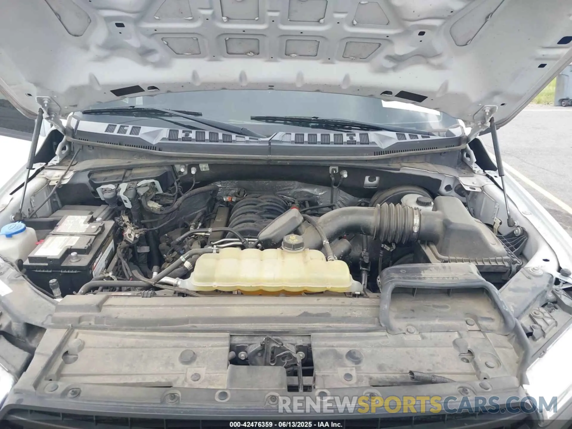 10 fotografías del automóvil dañado 1FTEW1C54KFB63817 FORD F-150 2019