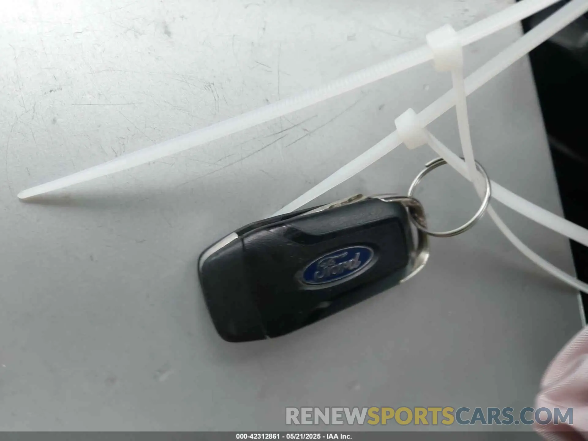 11 fotografías del automóvil dañado 1FTEW1C56KFD09229 FORD F-150 2019