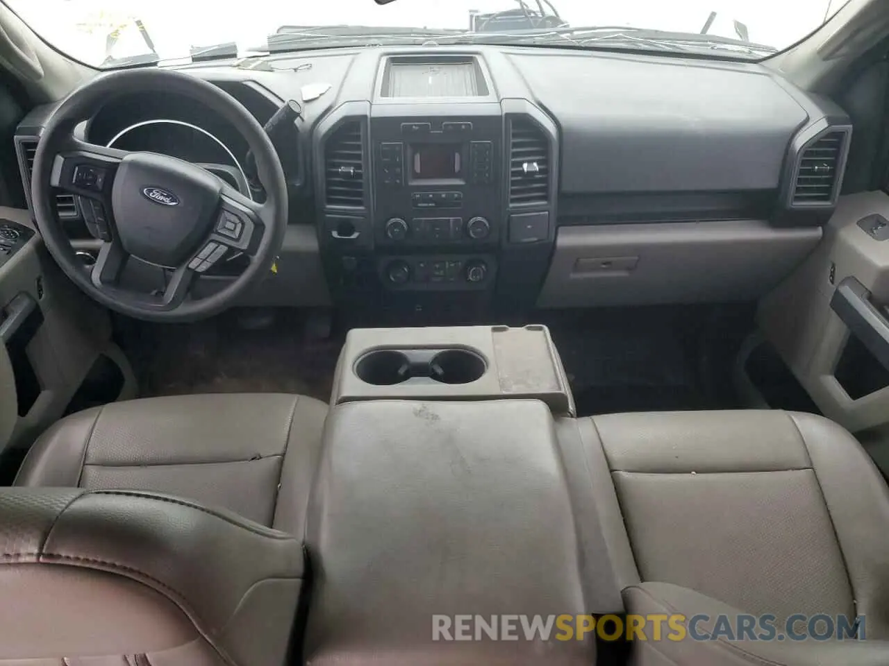 8 fotografías del automóvil dañado 1FTEW1C56KKC61058 FORD F-150 2019