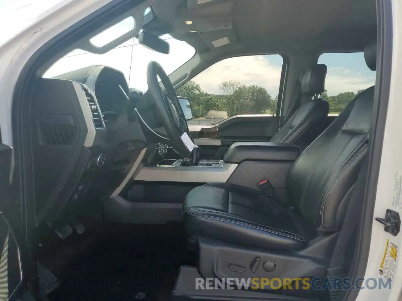 7 fotografías del automóvil dañado 1FTEW1C58KKC04991 FORD F-150 2019