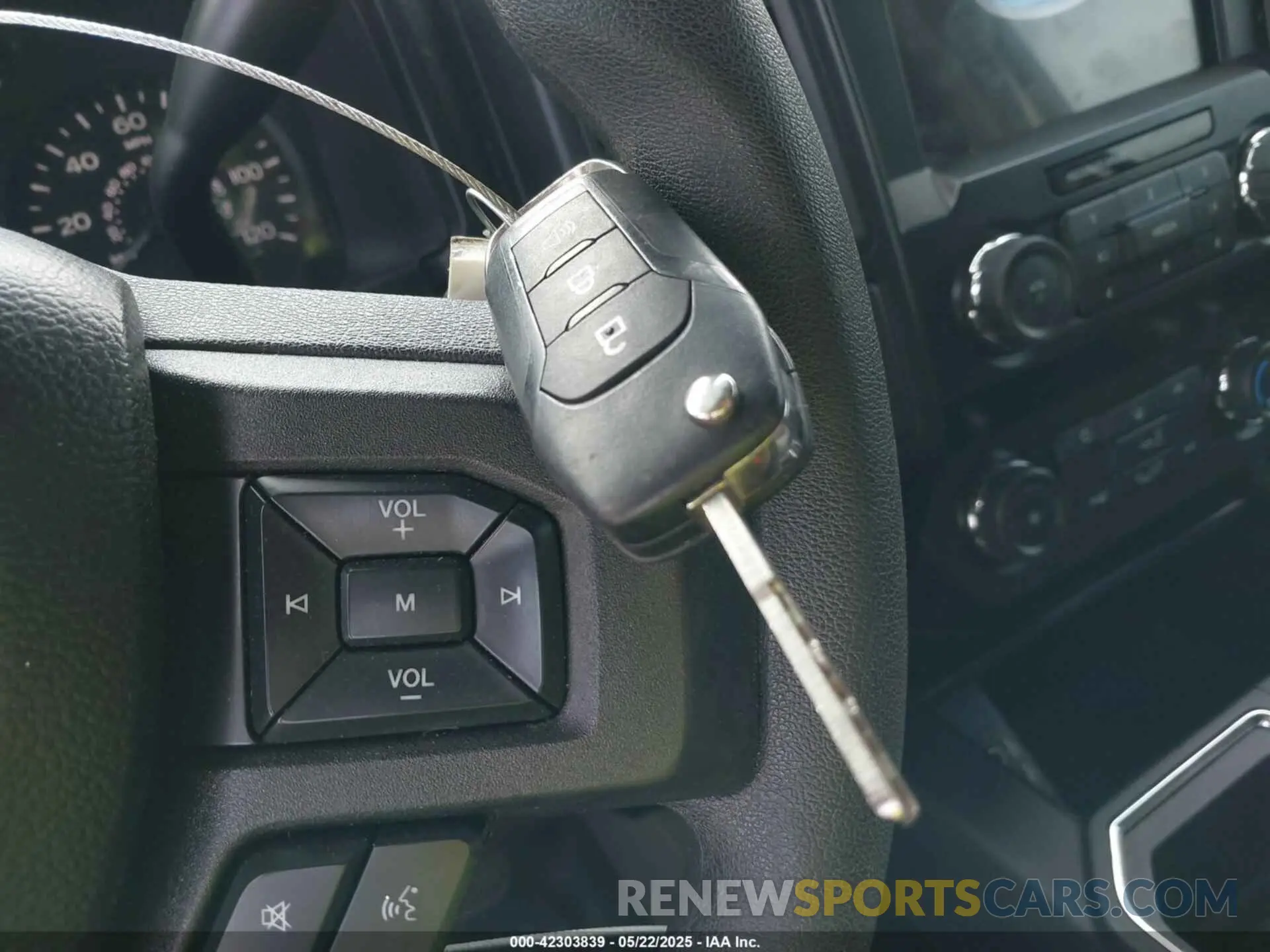 11 fotografías del automóvil dañado 1FTEW1C59KKE91712 FORD F-150 2019