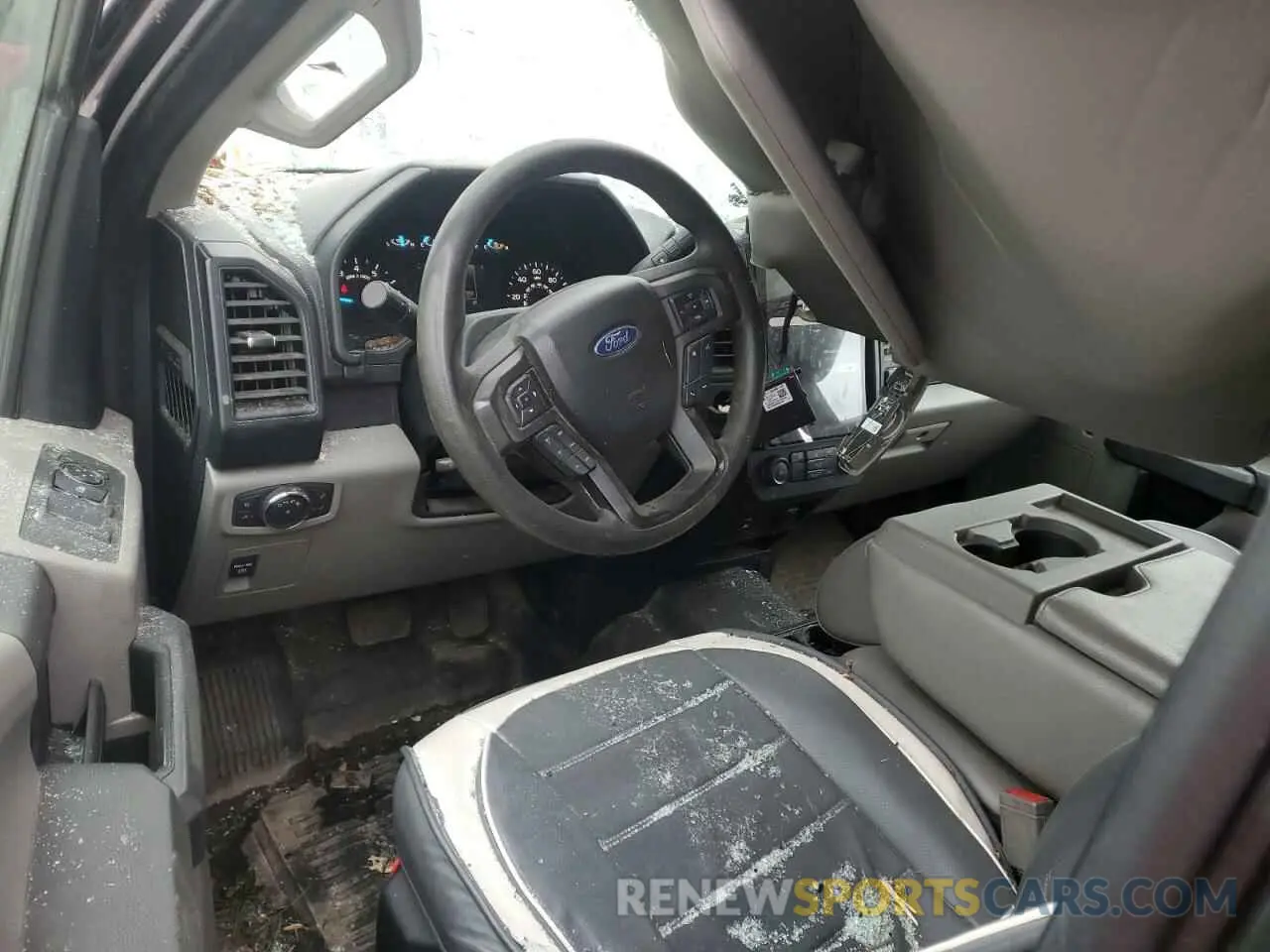 8 fotografías del automóvil dañado 1FTEW1CB4KKE45601 FORD F-150 2019