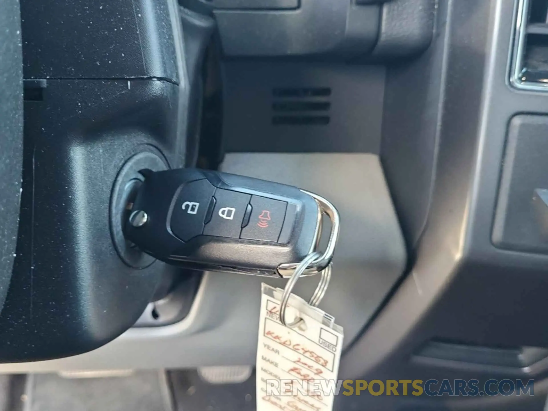 25 fotografías del automóvil dañado 1FTEW1CBXKKD64568 FORD F-150 2019