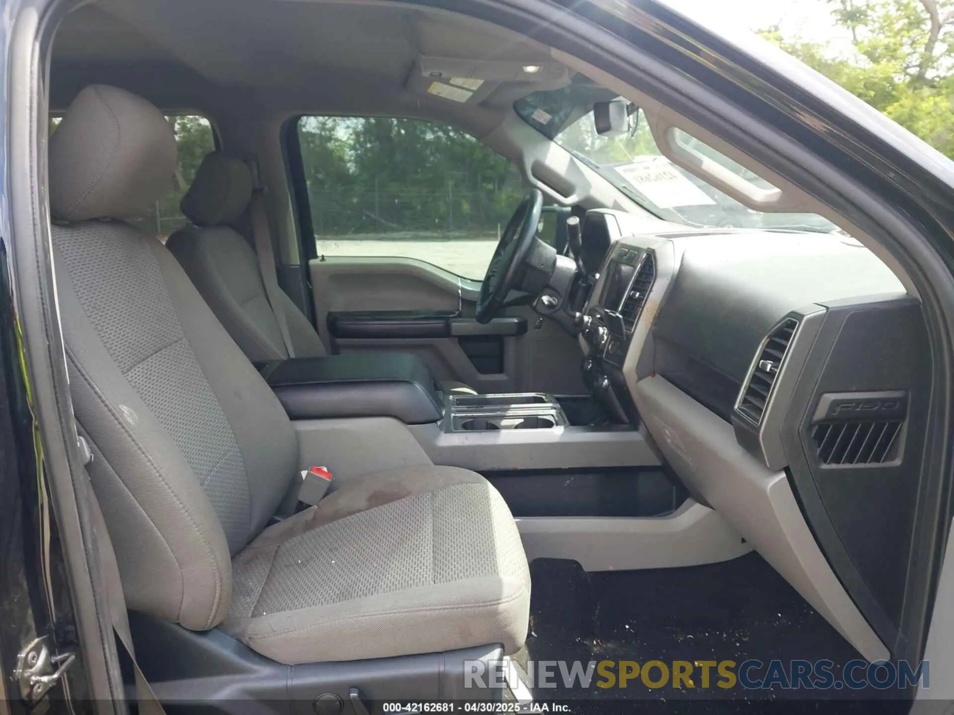 5 fotografías del automóvil dañado 1FTEW1CP0KFD48612 FORD F-150 2019