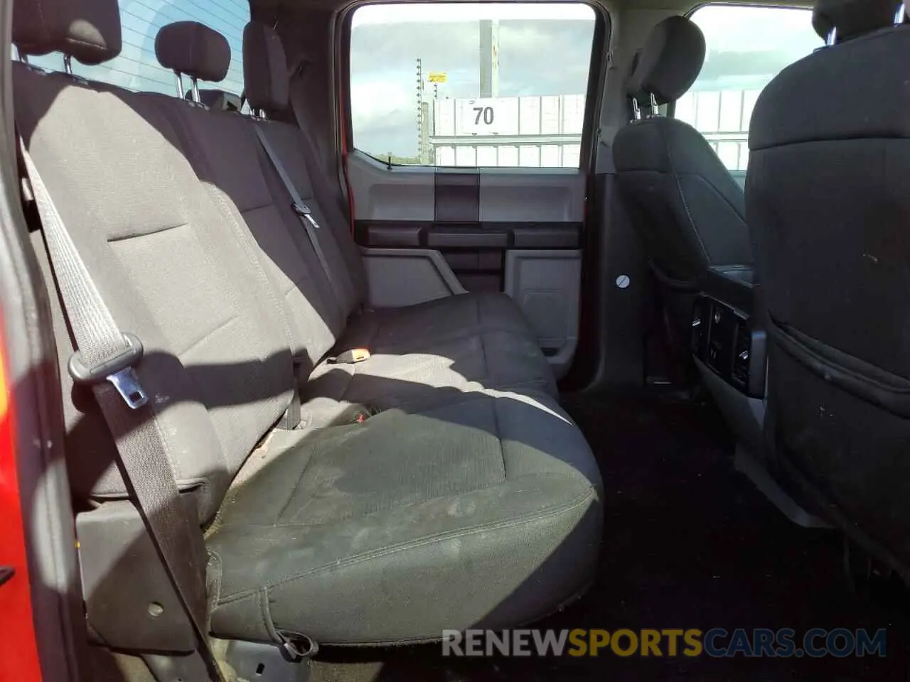 10 fotografías del automóvil dañado 1FTEW1CP1KKD03976 FORD F-150 2019