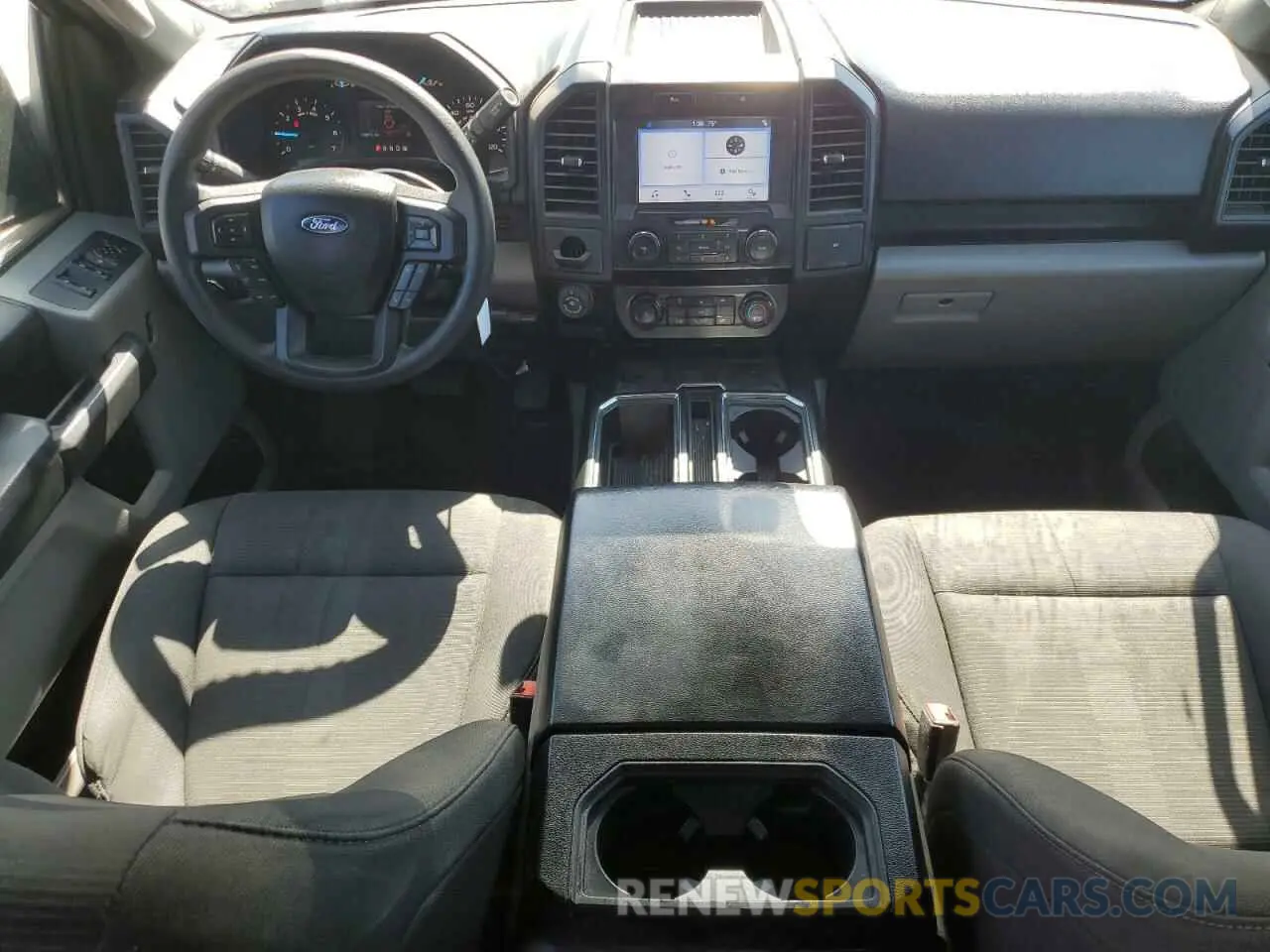 8 fotografías del automóvil dañado 1FTEW1CP1KKE44496 FORD F-150 2019
