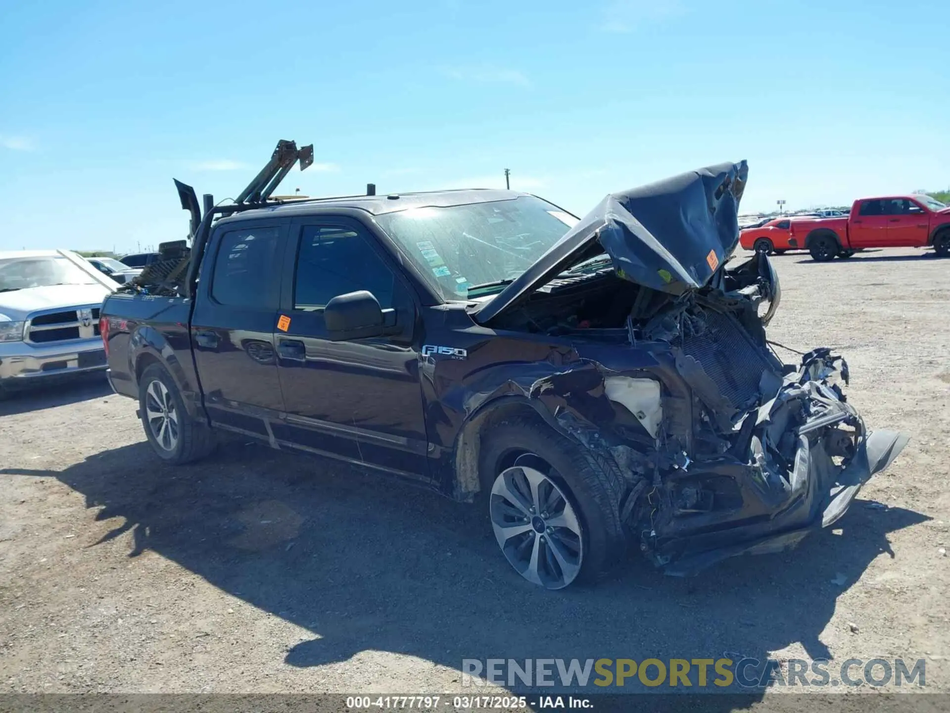 13 fotografías del automóvil dañado 1FTEW1CP2KFA14047 FORD F-150 2019