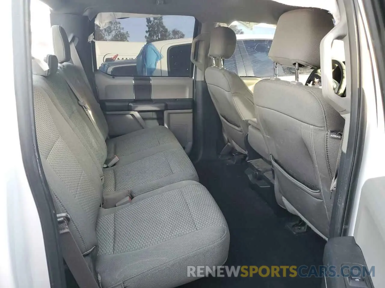 10 fotografías del automóvil dañado 1FTEW1CP2KKC14336 FORD F-150 2019