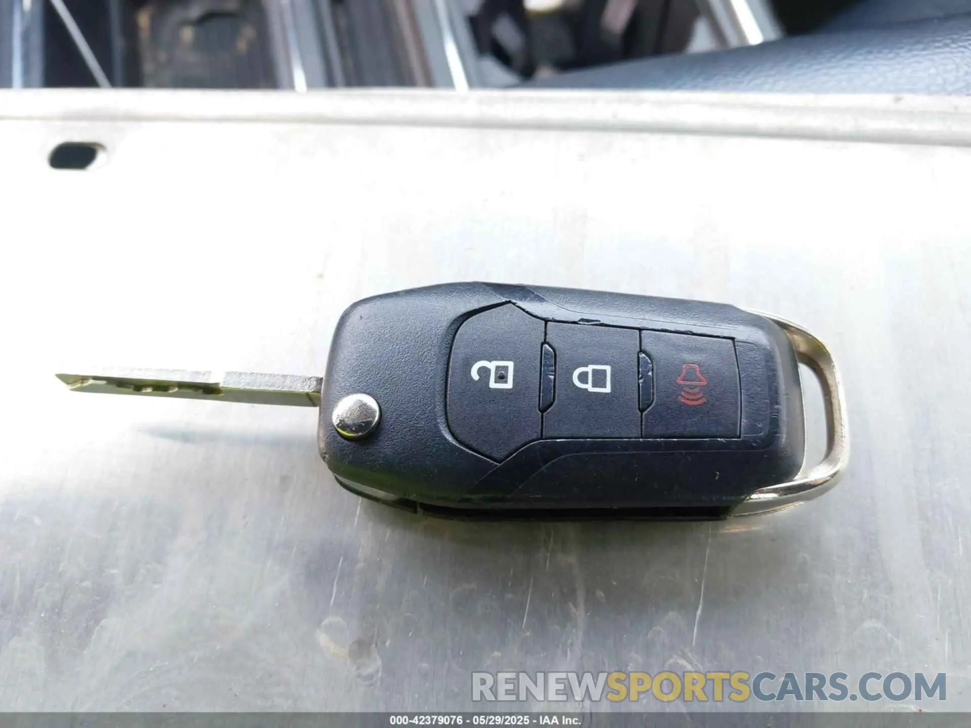 11 fotografías del automóvil dañado 1FTEW1CP2KKE59640 FORD F-150 2019