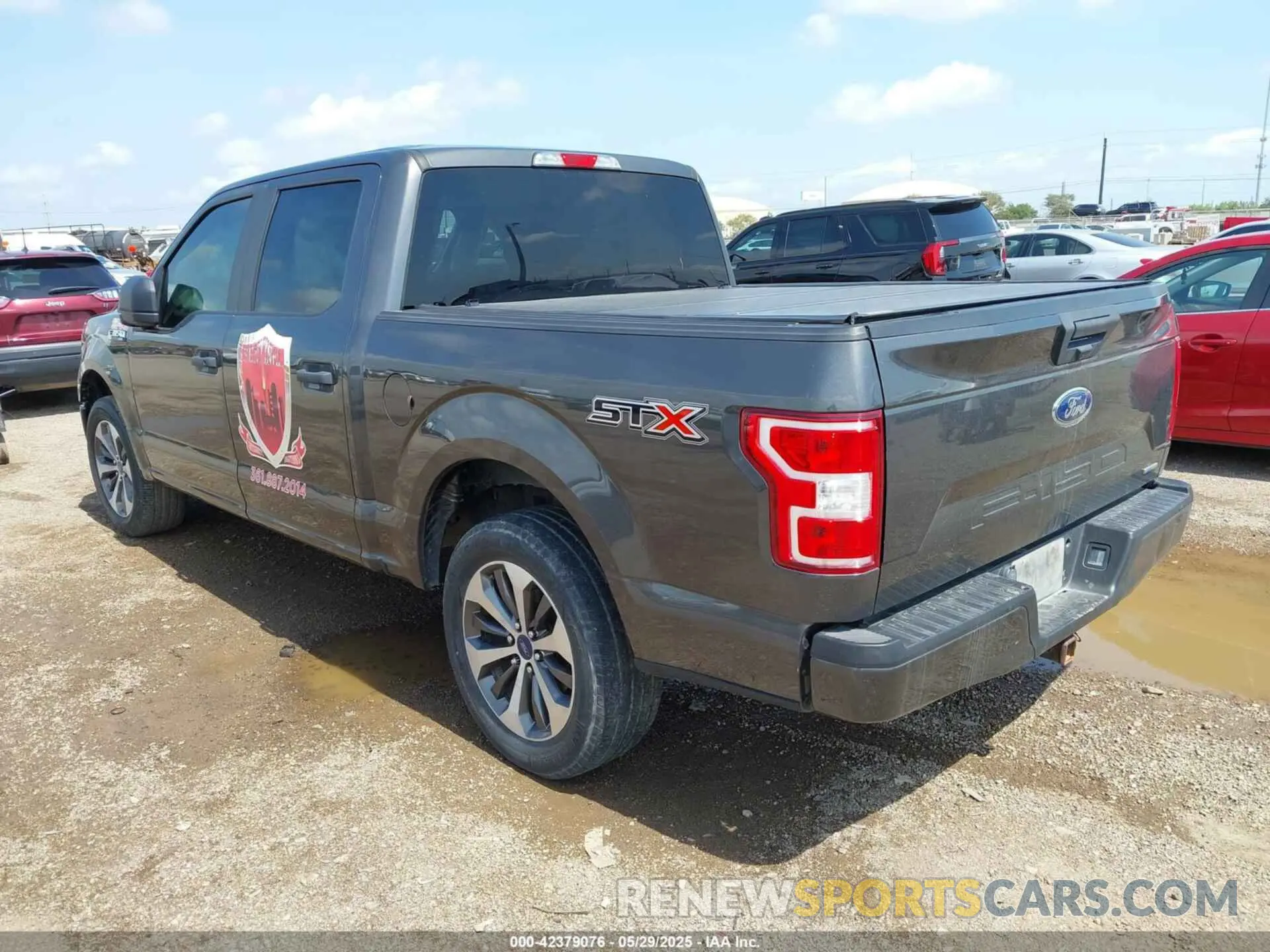 3 fotografías del automóvil dañado 1FTEW1CP2KKE59640 FORD F-150 2019