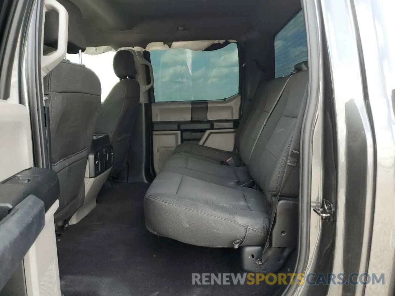 10 fotografías del automóvil dañado 1FTEW1CP3KKD25879 FORD F-150 2019