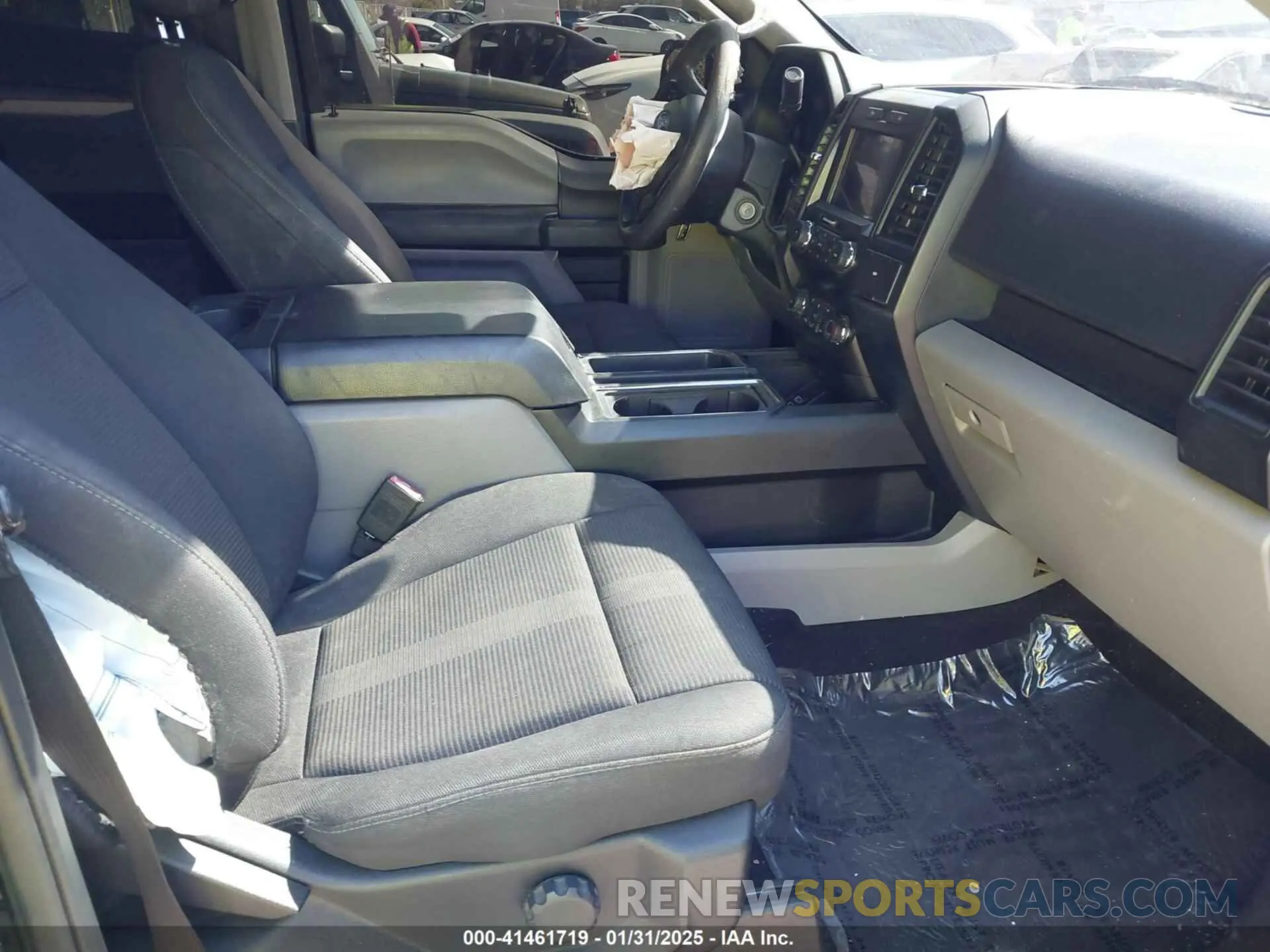 5 fotografías del automóvil dañado 1FTEW1CP4KKD55277 FORD F-150 2019
