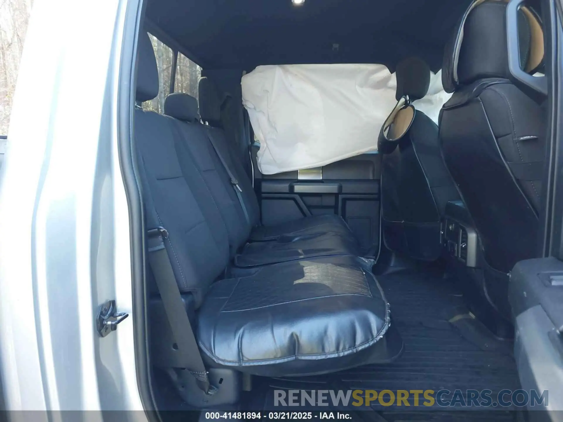 8 fotografías del automóvil dañado 1FTEW1CP5KFA84724 FORD F-150 2019