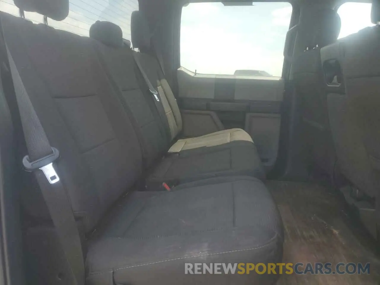 10 fotografías del automóvil dañado 1FTEW1CP5KKE03482 FORD F-150 2019