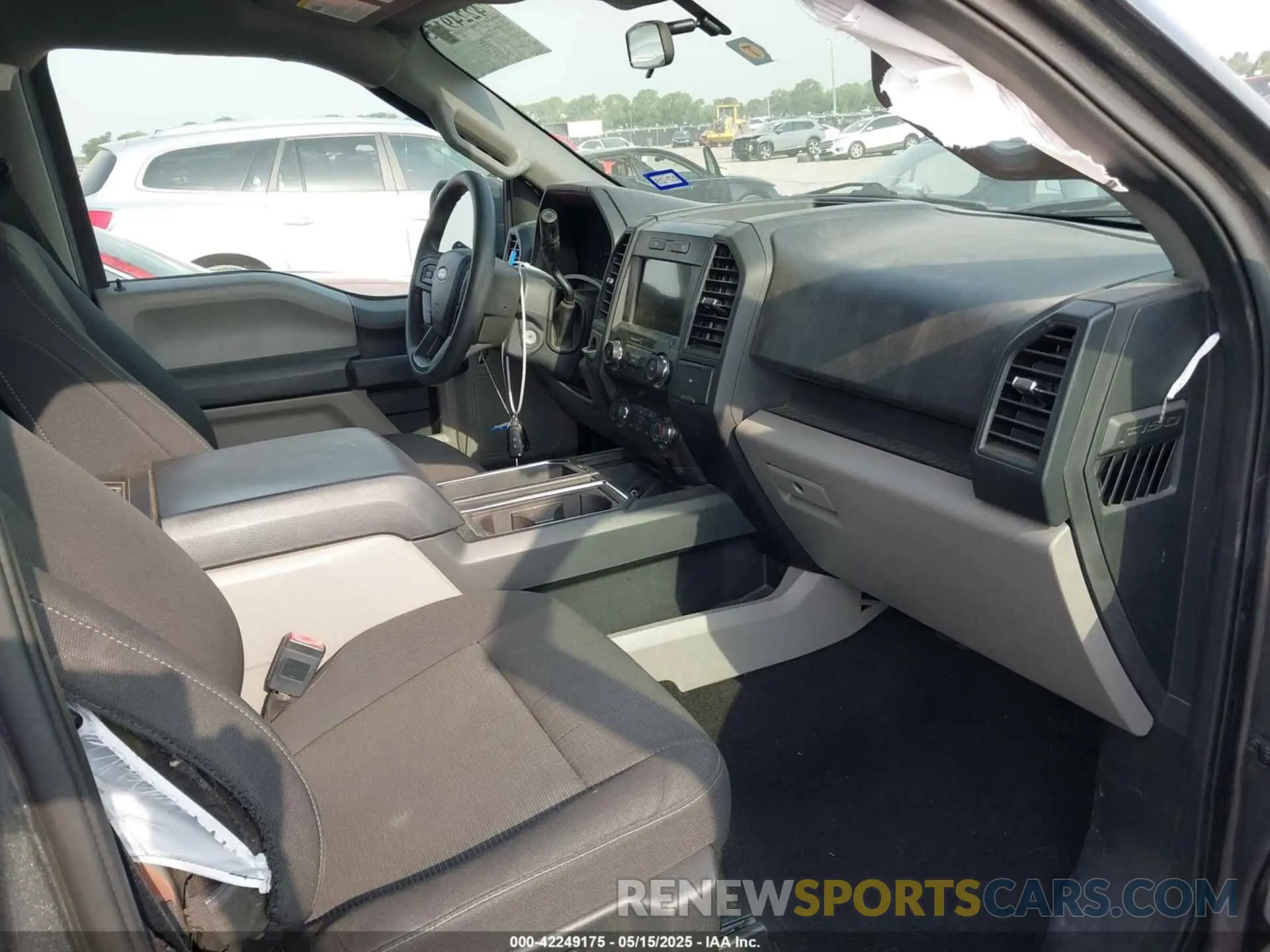 5 fotografías del automóvil dañado 1FTEW1CP6KKD43860 FORD F-150 2019