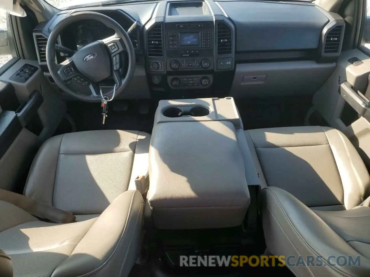 8 fotografías del automóvil dañado 1FTEW1CP7KKC41239 FORD F-150 2019
