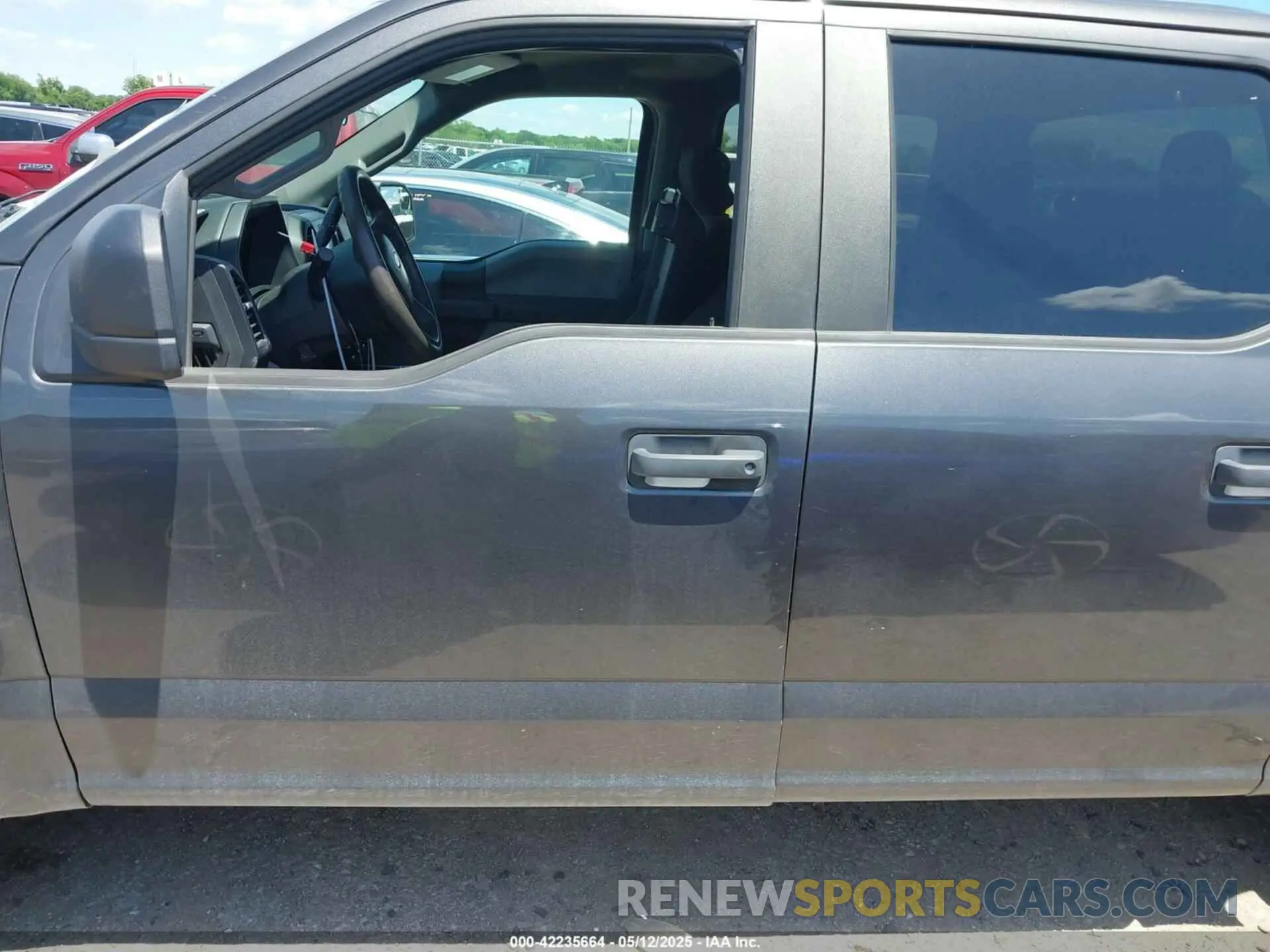14 fotografías del automóvil dañado 1FTEW1CP7KKE04696 FORD F-150 2019