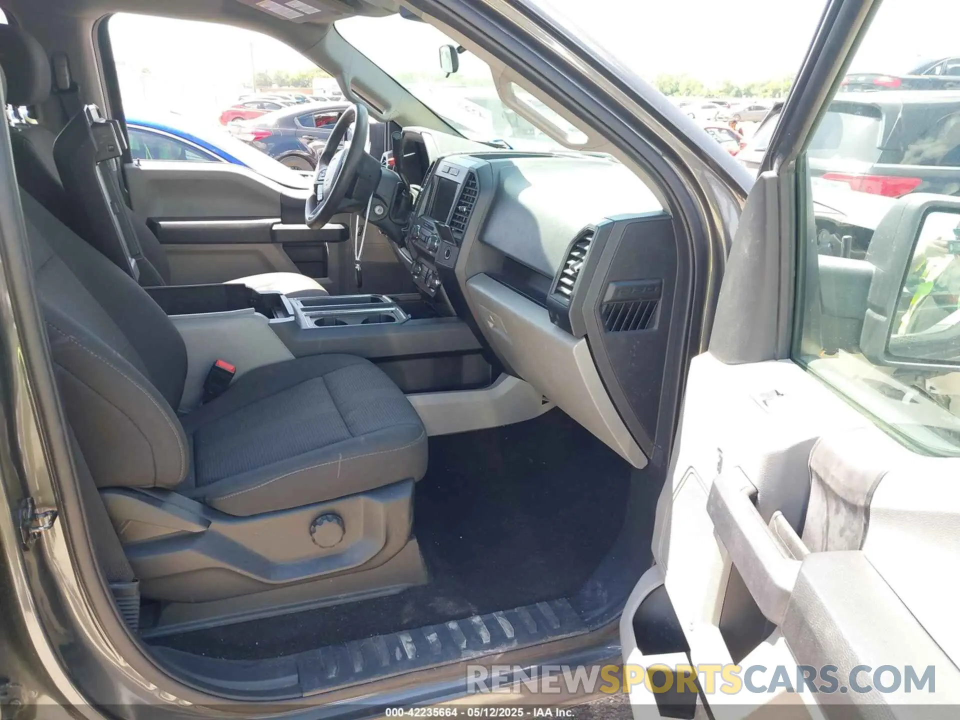 5 fotografías del automóvil dañado 1FTEW1CP7KKE04696 FORD F-150 2019
