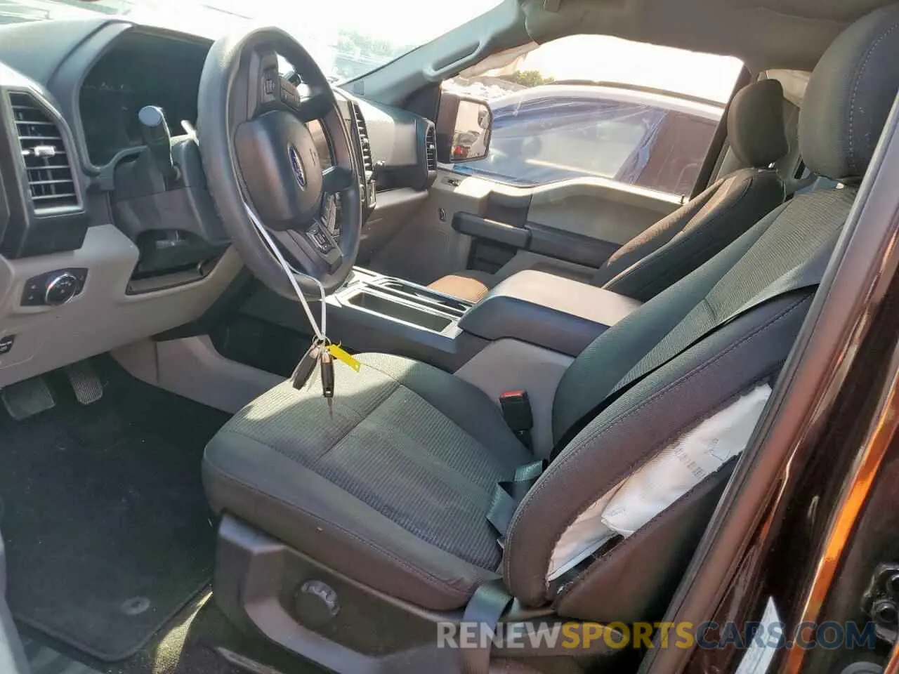 7 fotografías del automóvil dañado 1FTEW1CP8KKC84620 FORD F-150 2019