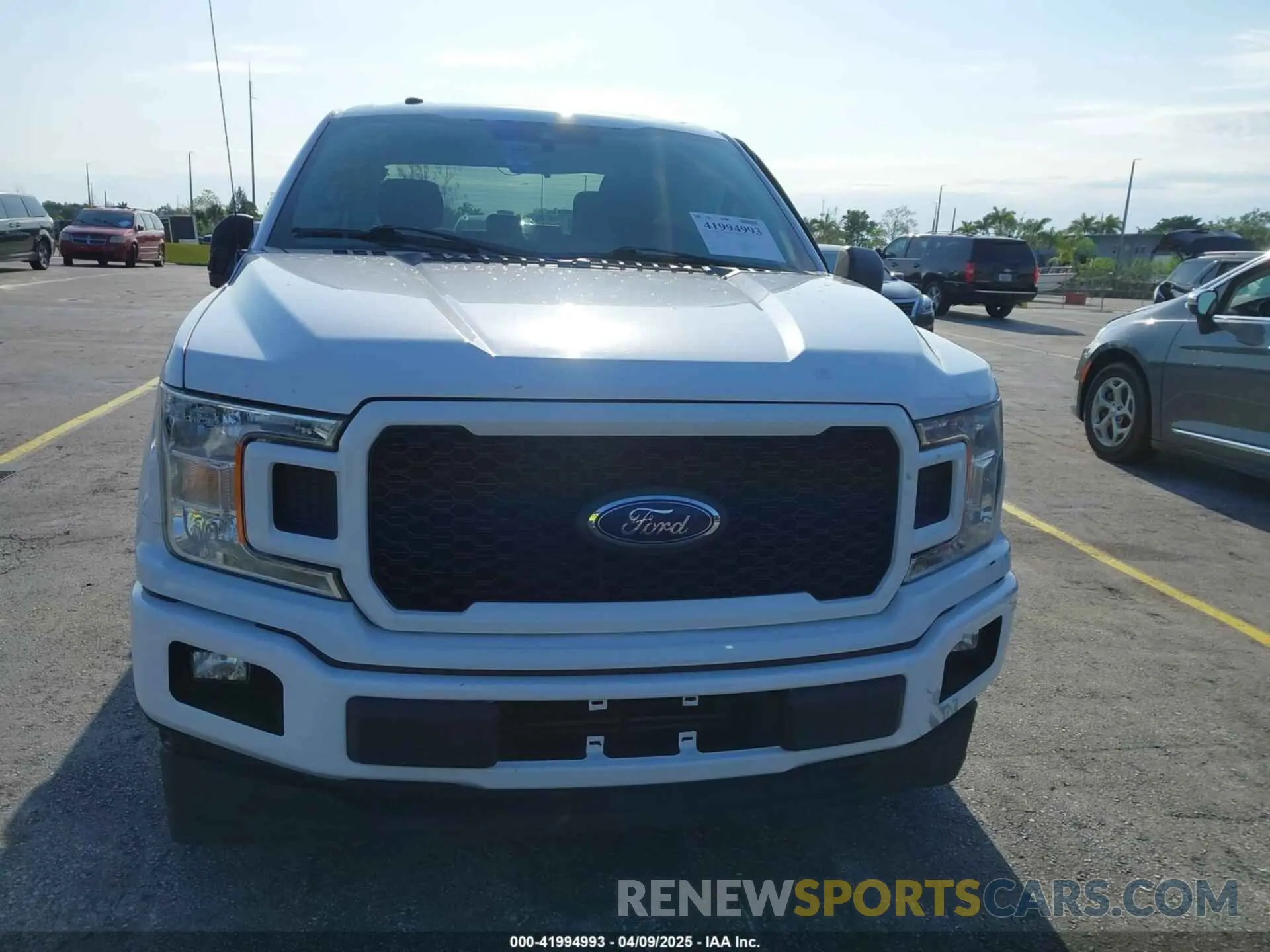 13 fotografías del automóvil dañado 1FTEW1CP9KKC27035 FORD F-150 2019