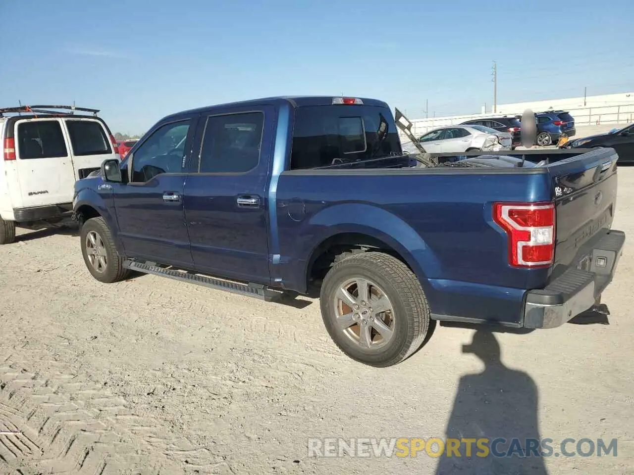 2 fotografías del automóvil dañado 1FTEW1CP9KKD54741 FORD F-150 2019