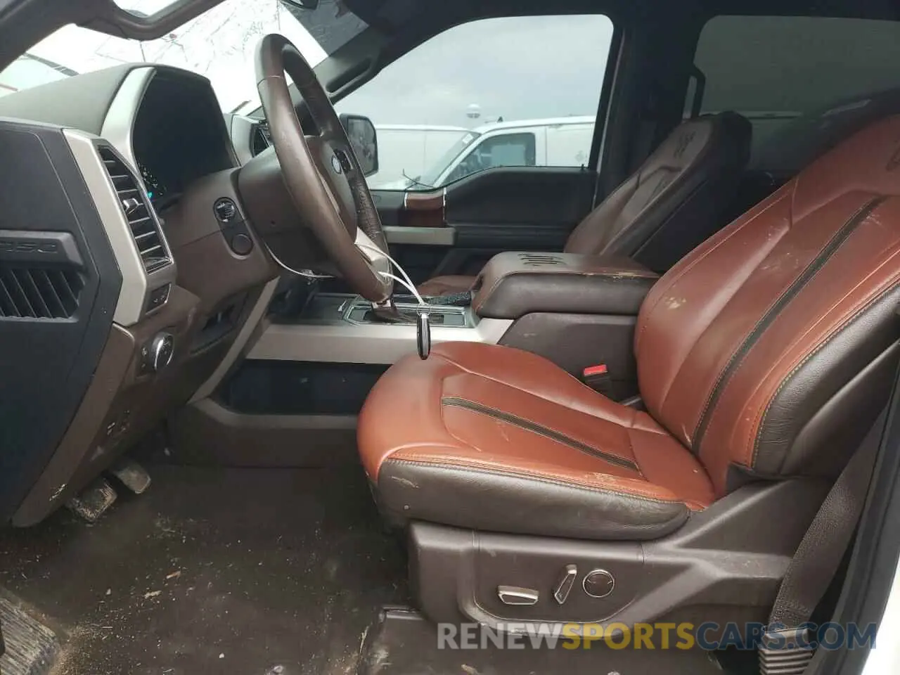 7 fotografías del automóvil dañado 1FTEW1E40KFB36649 FORD F-150 2019