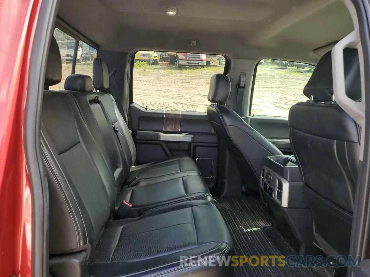 10 fotografías del automóvil dañado 1FTEW1E40KKC82637 FORD F-150 2019