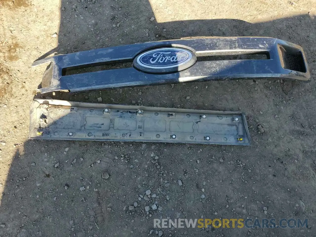 12 fotografías del automóvil dañado 1FTEW1E40KKE13484 FORD F-150 2019
