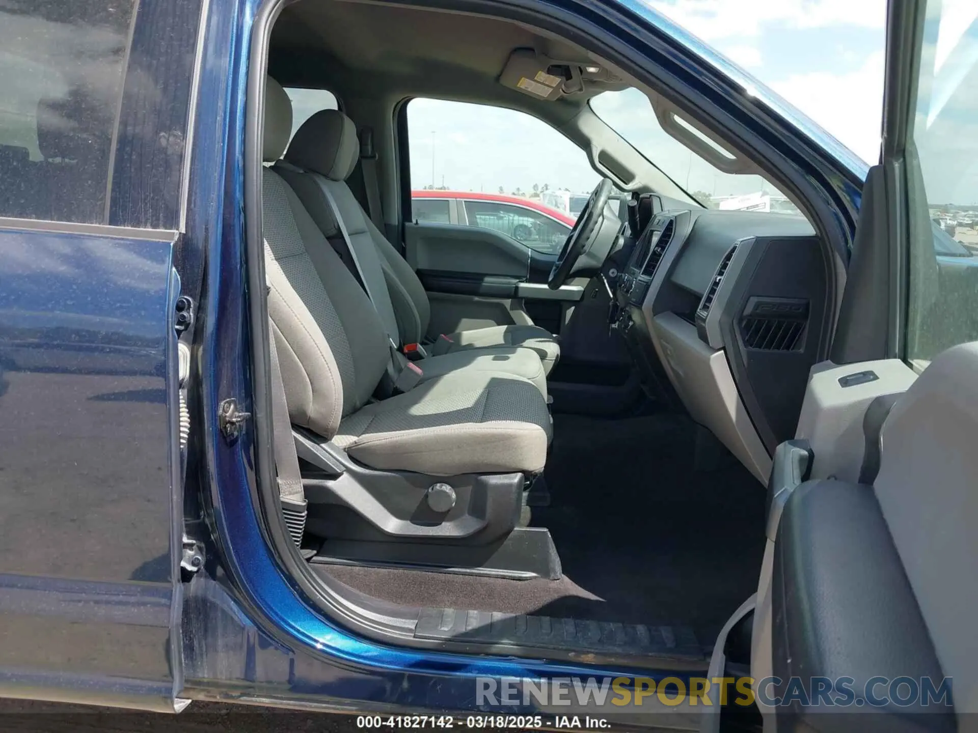 5 fotografías del automóvil dañado 1FTEW1E41KKC38842 FORD F-150 2019