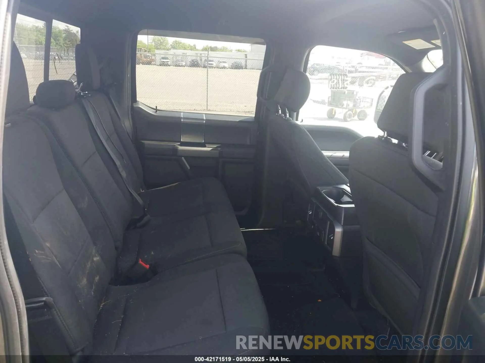 8 fotografías del automóvil dañado 1FTEW1E42KFC99982 FORD F-150 2019