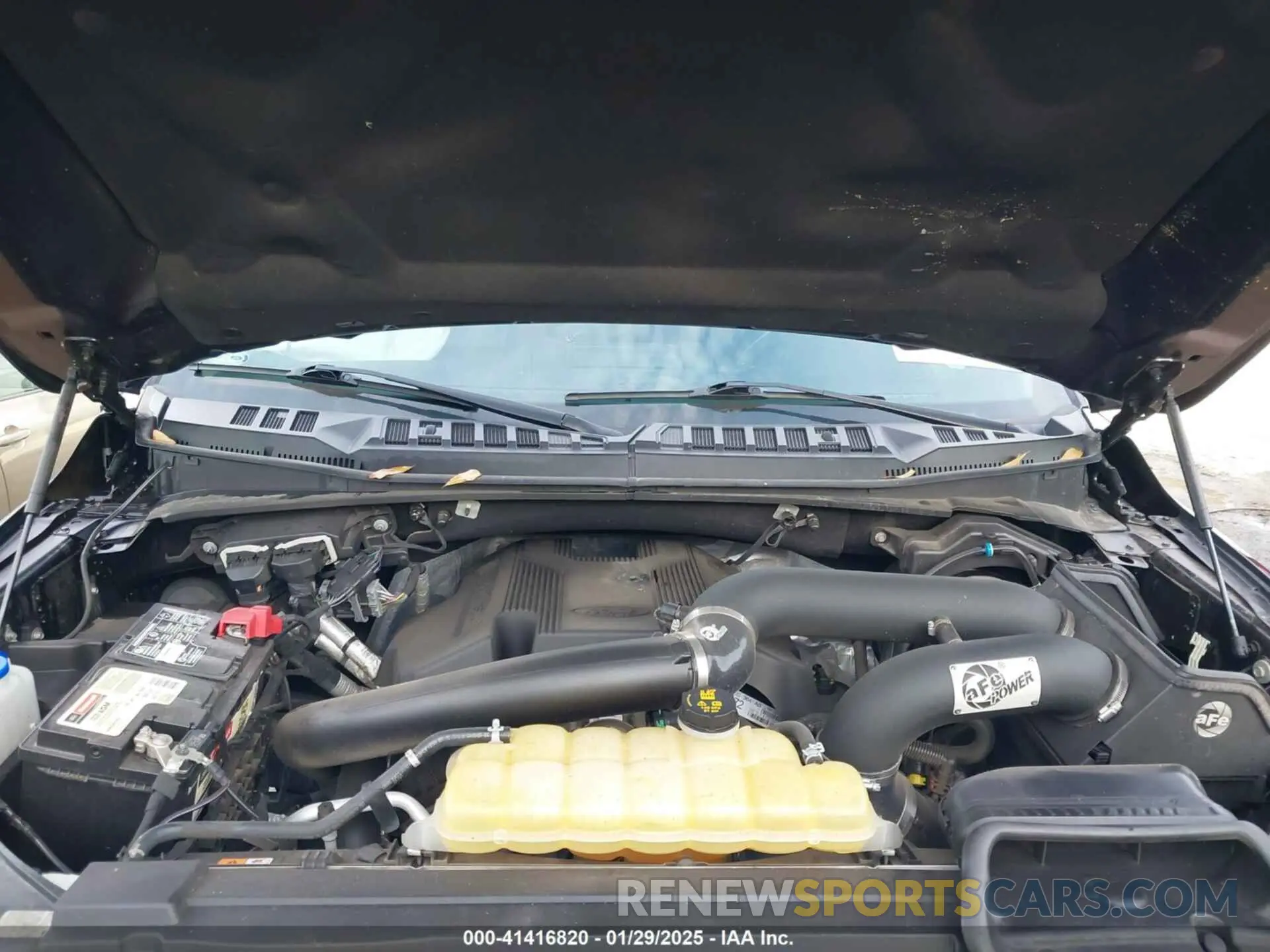 10 fotografías del automóvil dañado 1FTEW1E42KKC75415 FORD F-150 2019