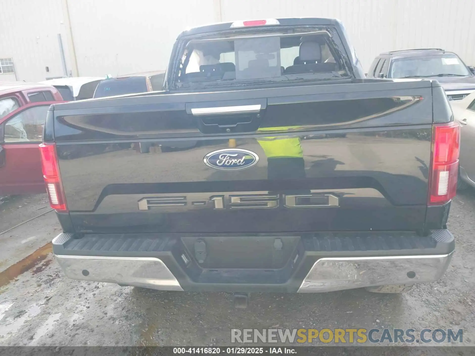 16 fotografías del automóvil dañado 1FTEW1E42KKC75415 FORD F-150 2019
