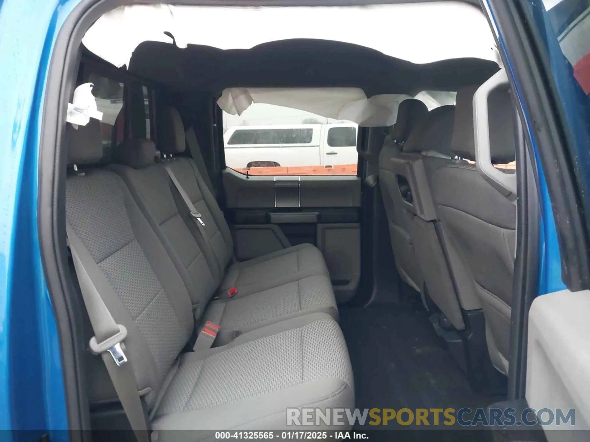 8 fotografías del automóvil dañado 1FTEW1E42KKD47536 FORD F-150 2019