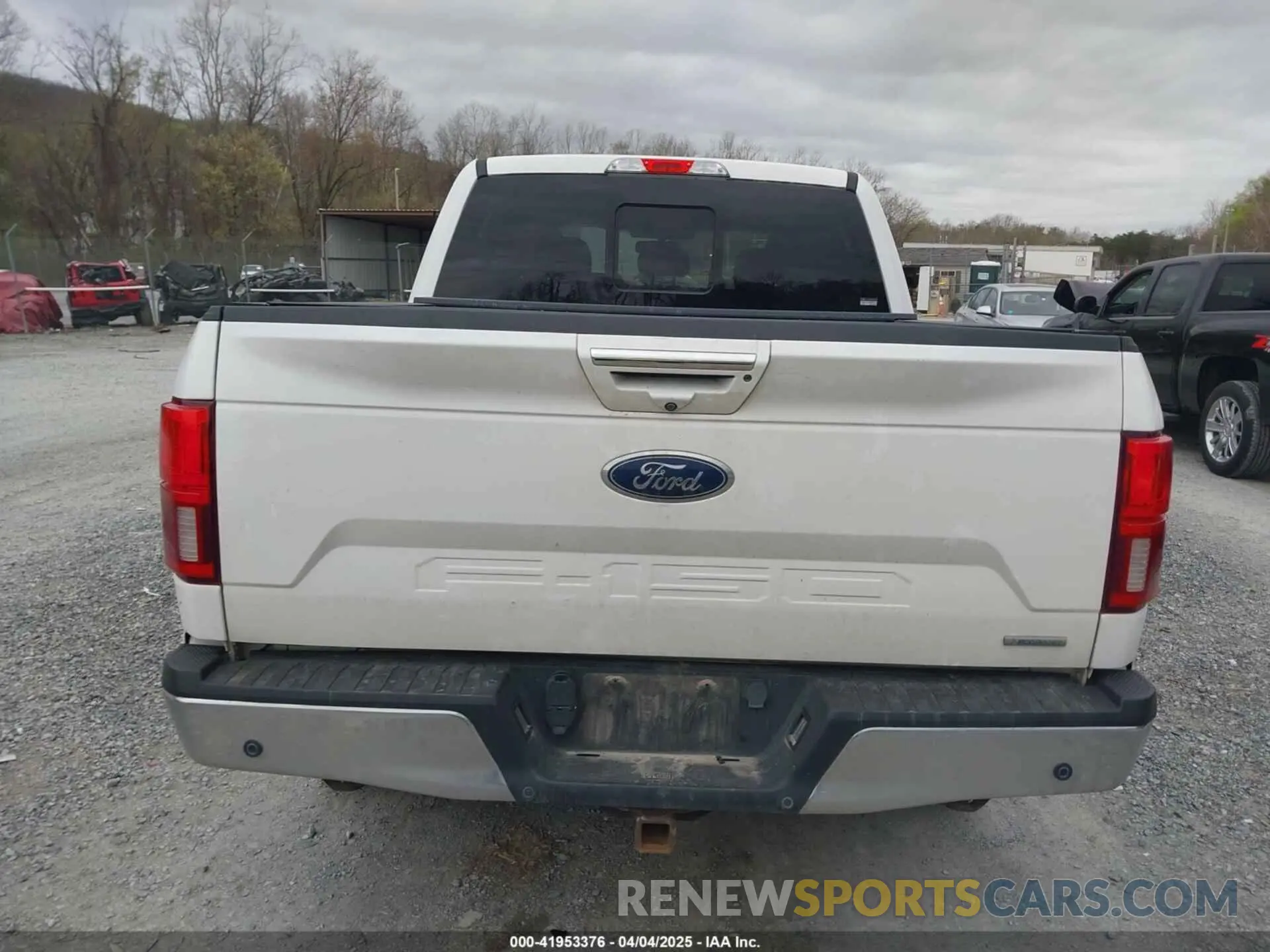 16 fotografías del automóvil dañado 1FTEW1E42KKE29055 FORD F-150 2019