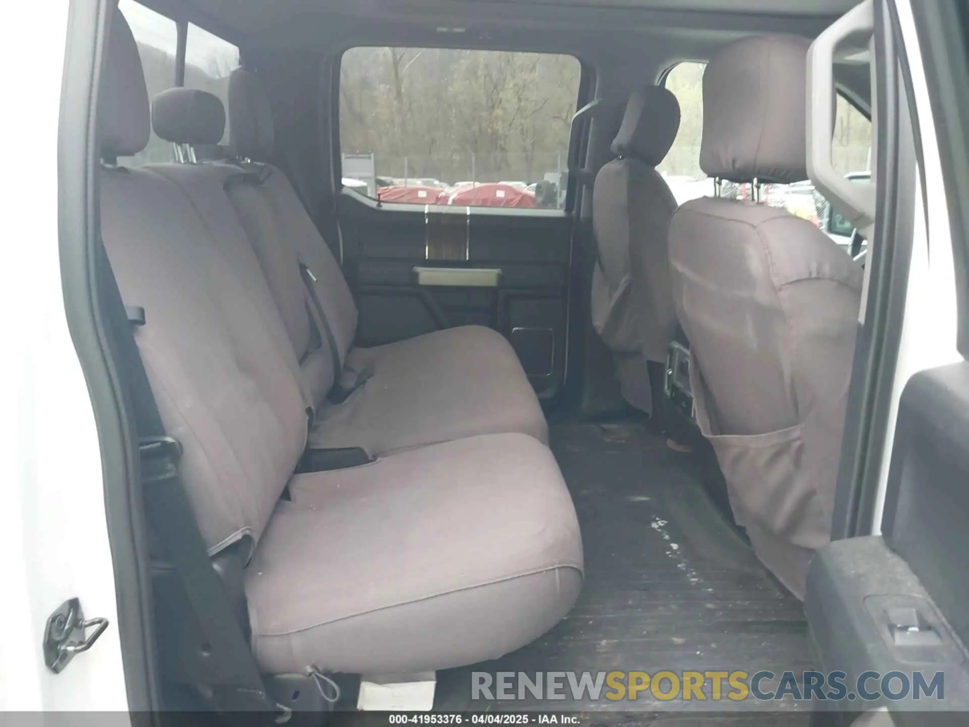 8 fotografías del automóvil dañado 1FTEW1E42KKE29055 FORD F-150 2019