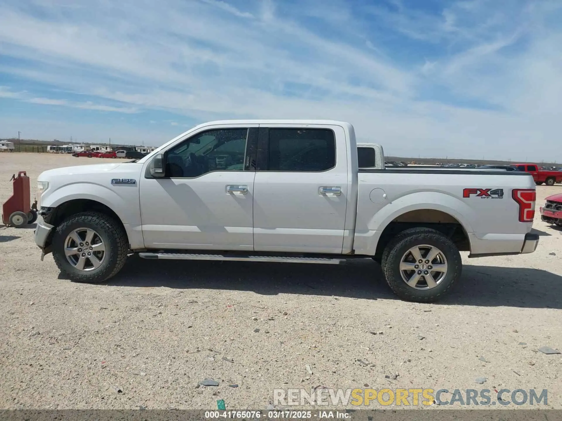14 fotografías del automóvil dañado 1FTEW1E42KKE77610 FORD F-150 2019