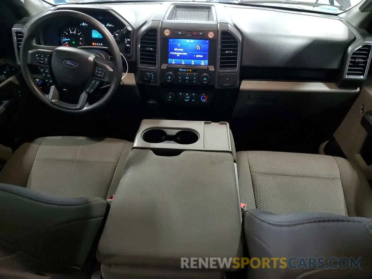 8 fotografías del automóvil dañado 1FTEW1E43KFA82425 FORD F-150 2019