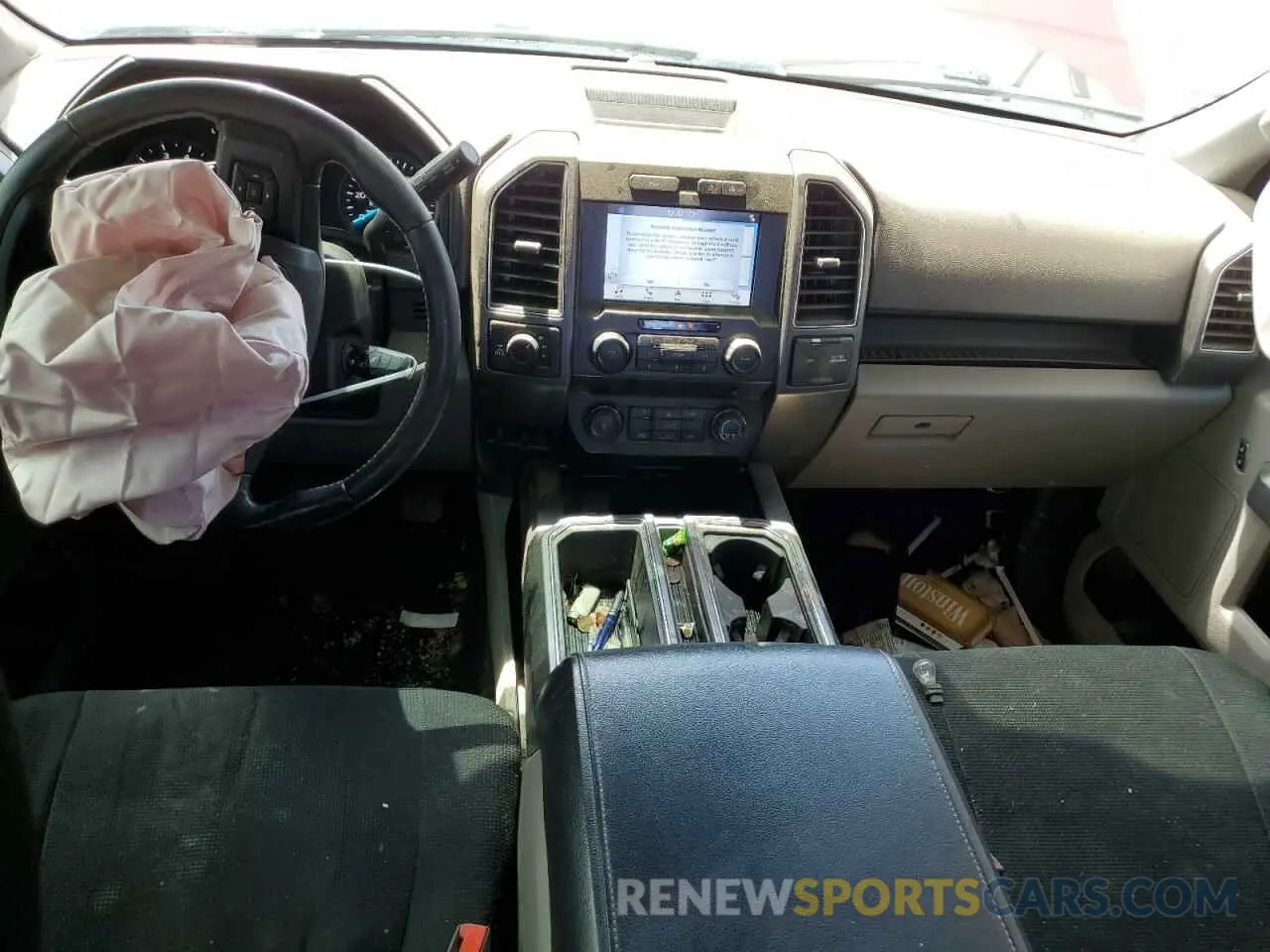 8 fotografías del automóvil dañado 1FTEW1E43KFB11681 FORD F-150 2019
