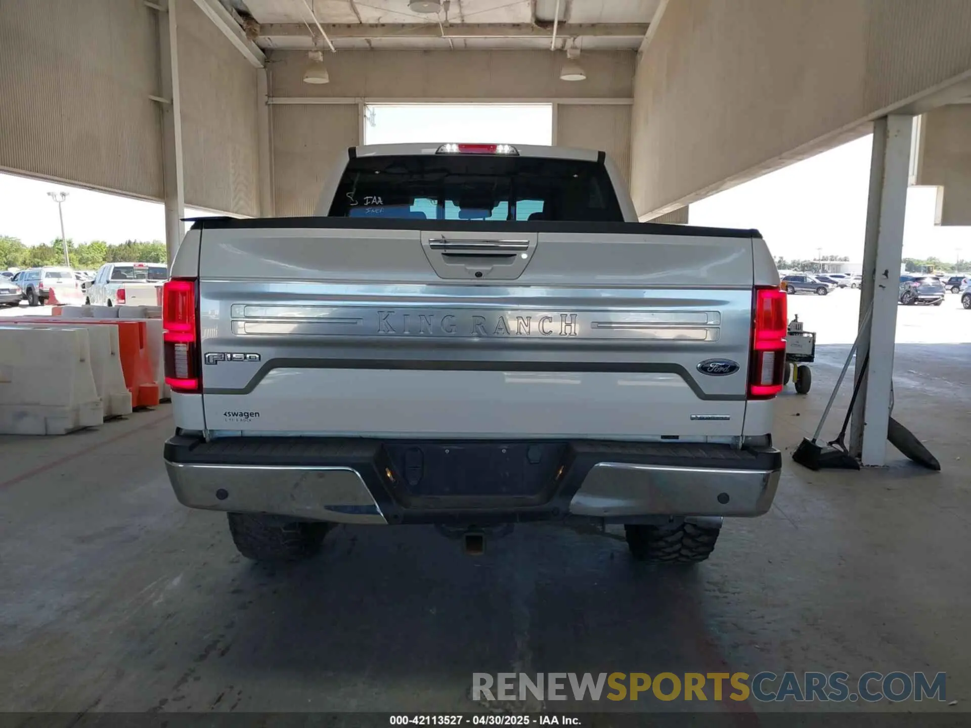 16 fotografías del automóvil dañado 1FTEW1E43KFB11986 FORD F-150 2019