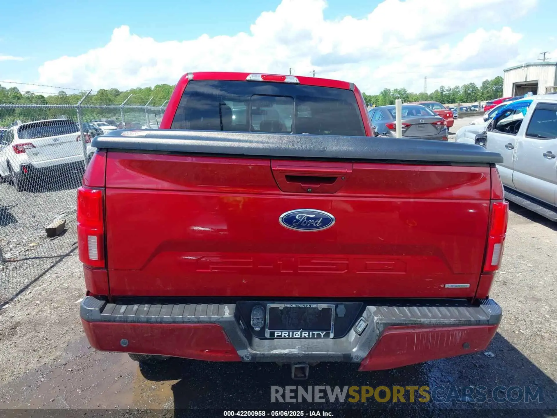 17 fotografías del automóvil dañado 1FTEW1E43KFB75154 FORD F-150 2019