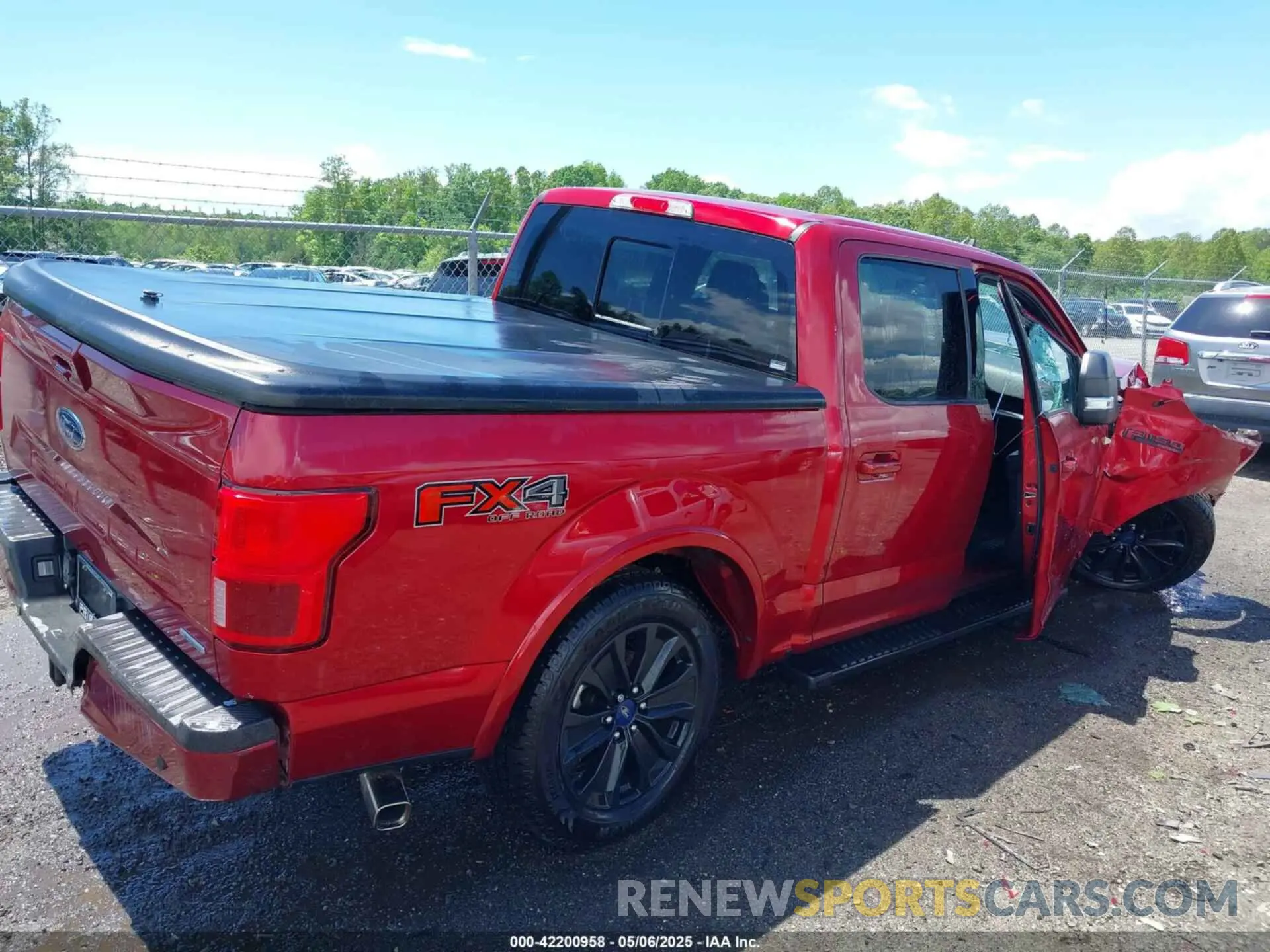 4 fotografías del automóvil dañado 1FTEW1E43KFB75154 FORD F-150 2019