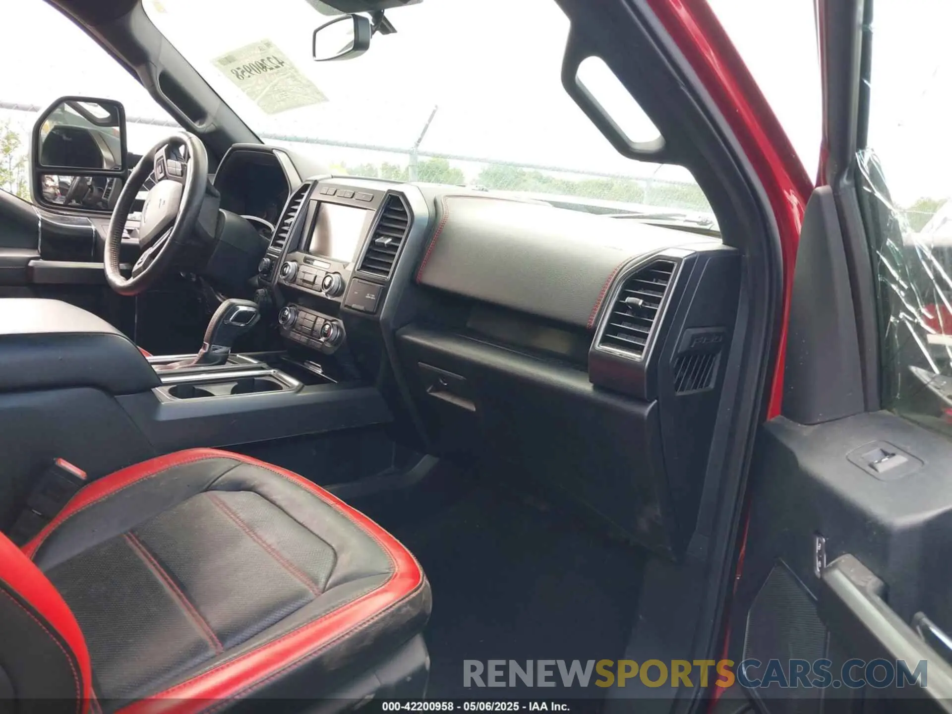 5 fotografías del automóvil dañado 1FTEW1E43KFB75154 FORD F-150 2019