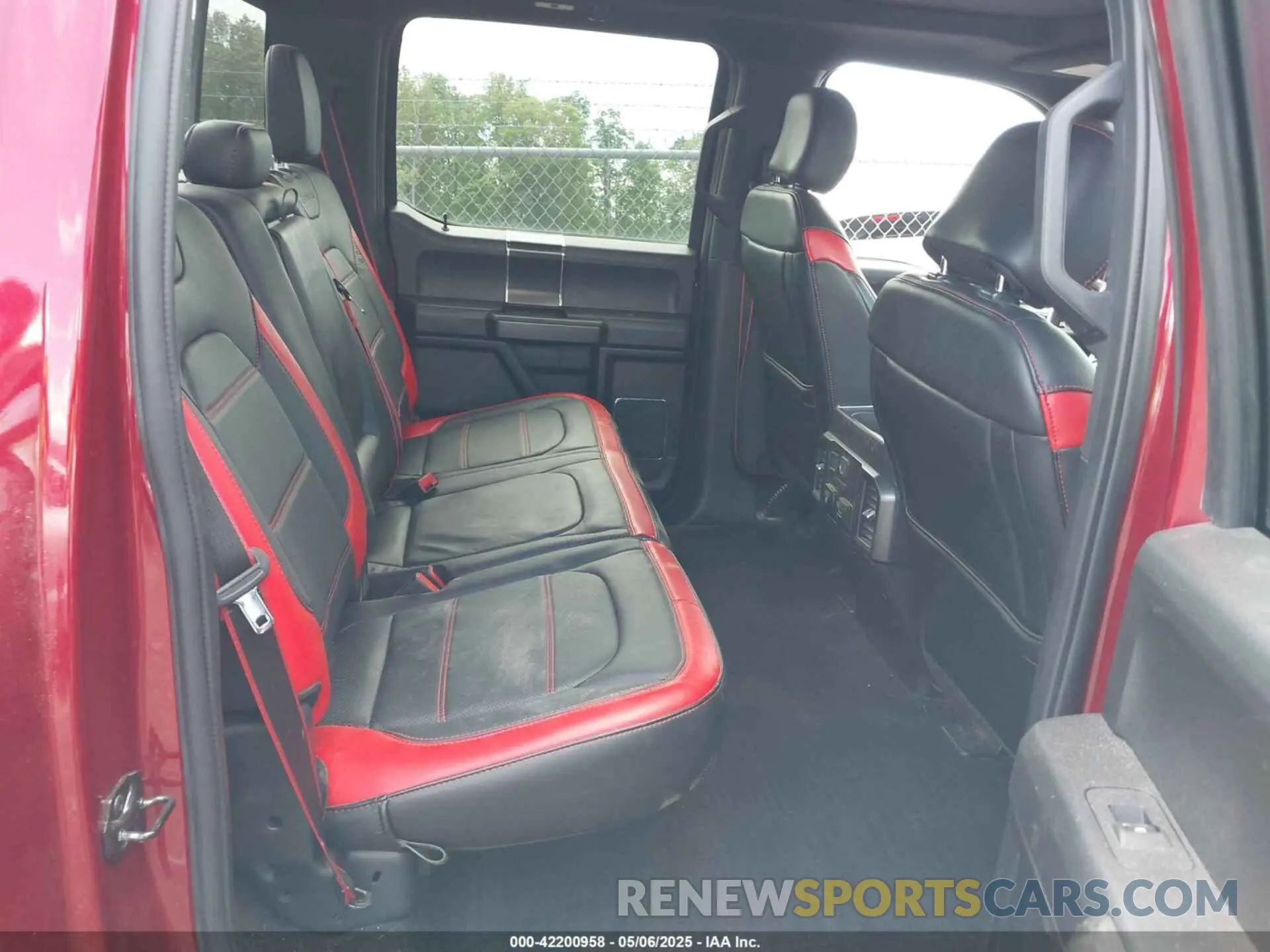 8 fotografías del automóvil dañado 1FTEW1E43KFB75154 FORD F-150 2019