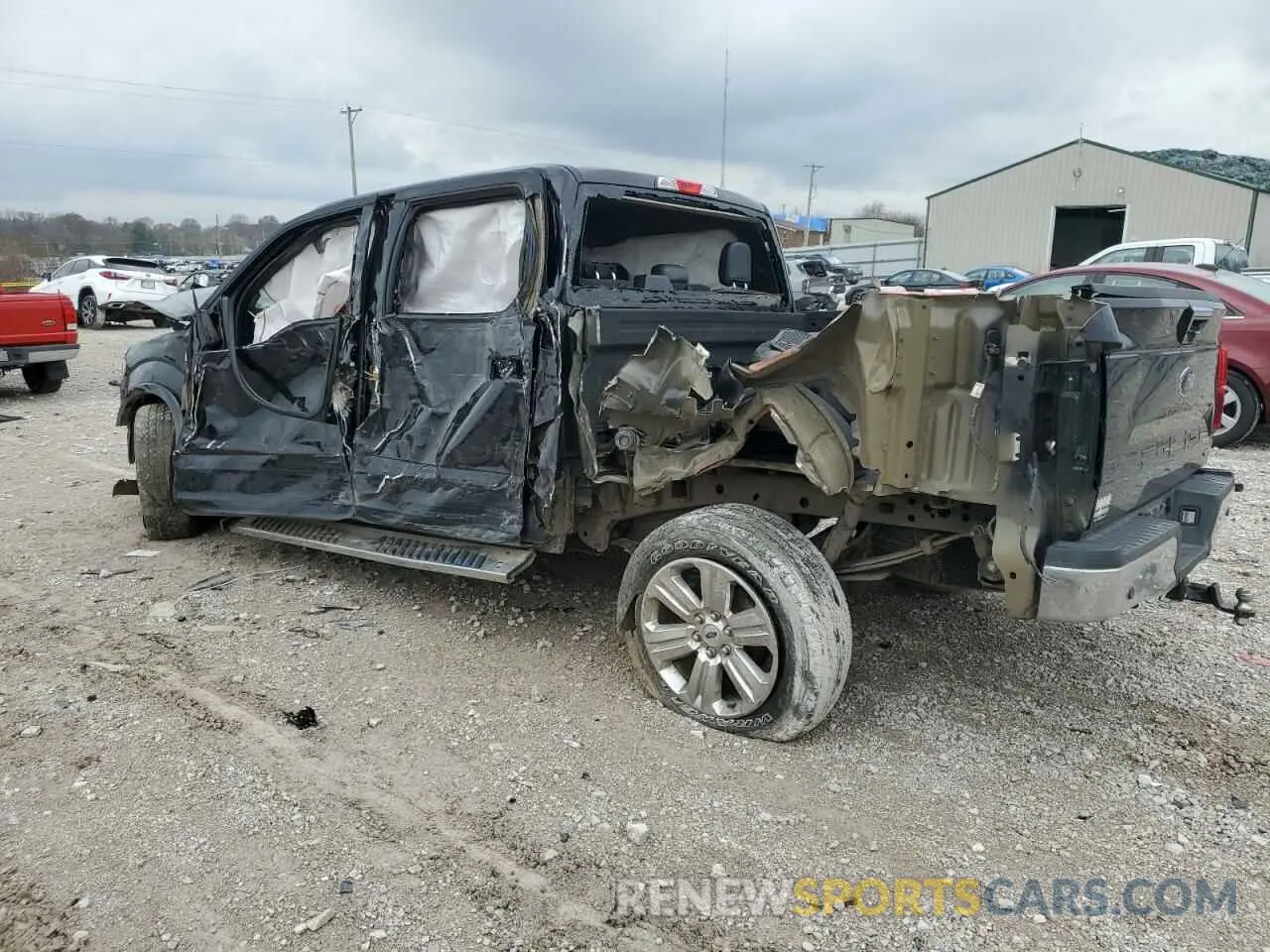2 fotografías del automóvil dañado 1FTEW1E43KFC82737 FORD F-150 2019