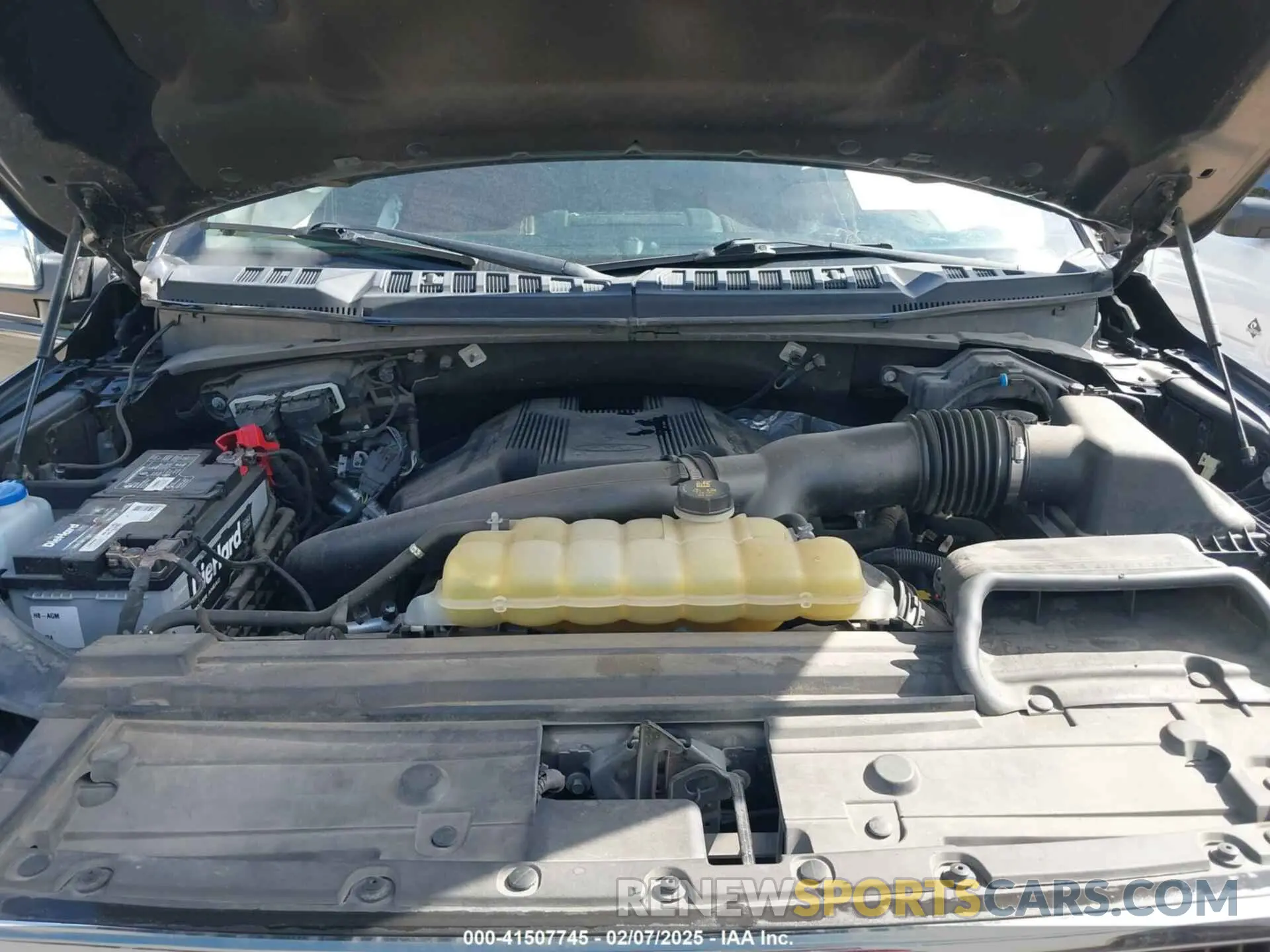 10 fotografías del automóvil dañado 1FTEW1E44KFC77742 FORD F-150 2019